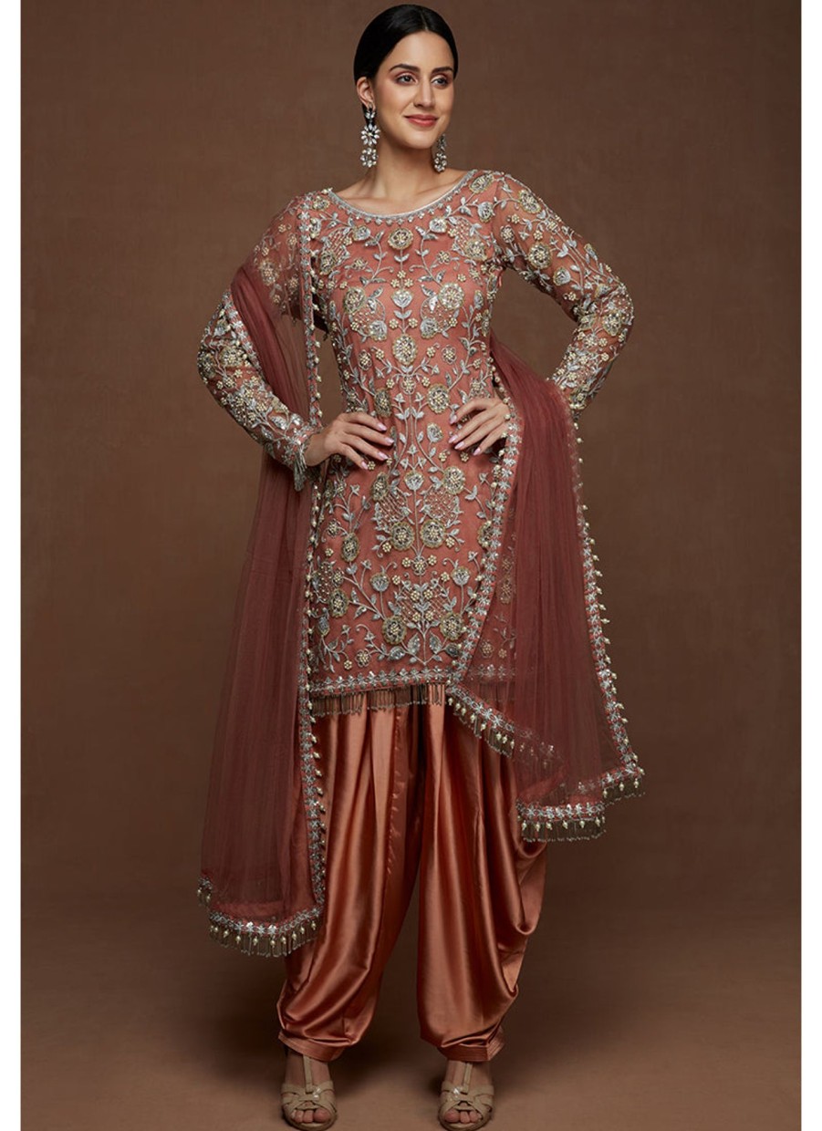 Women Lashkaraa | Dusty Rose Embroidered Punjabi Suit