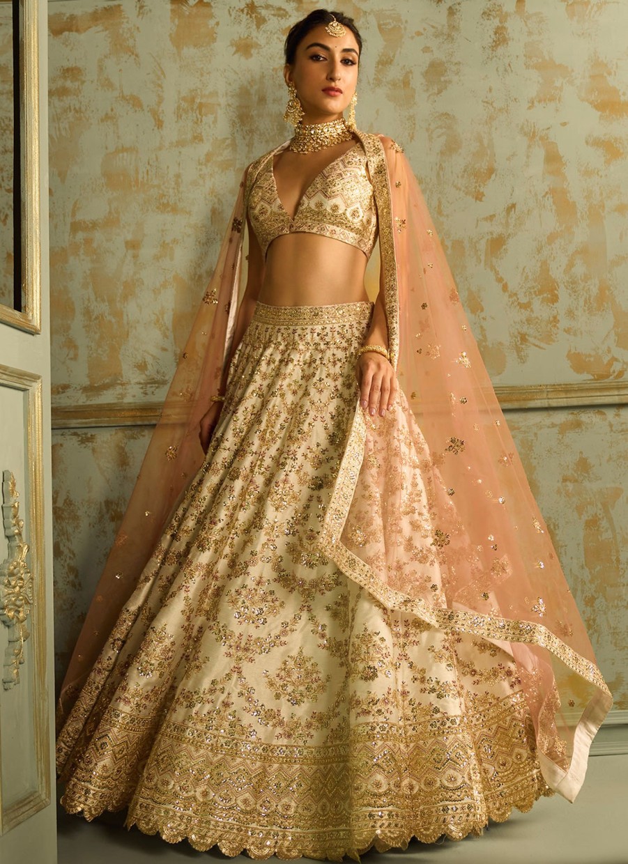 Women Lashkaraa | White Embroidered Lehenga