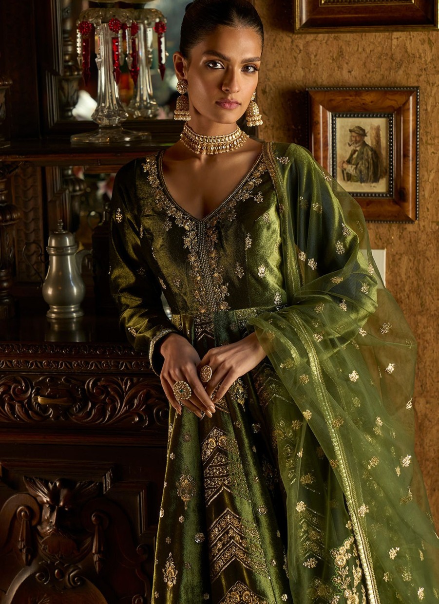 Women Lashkaraa | Olive Green Embroidered Velvet Anarkali