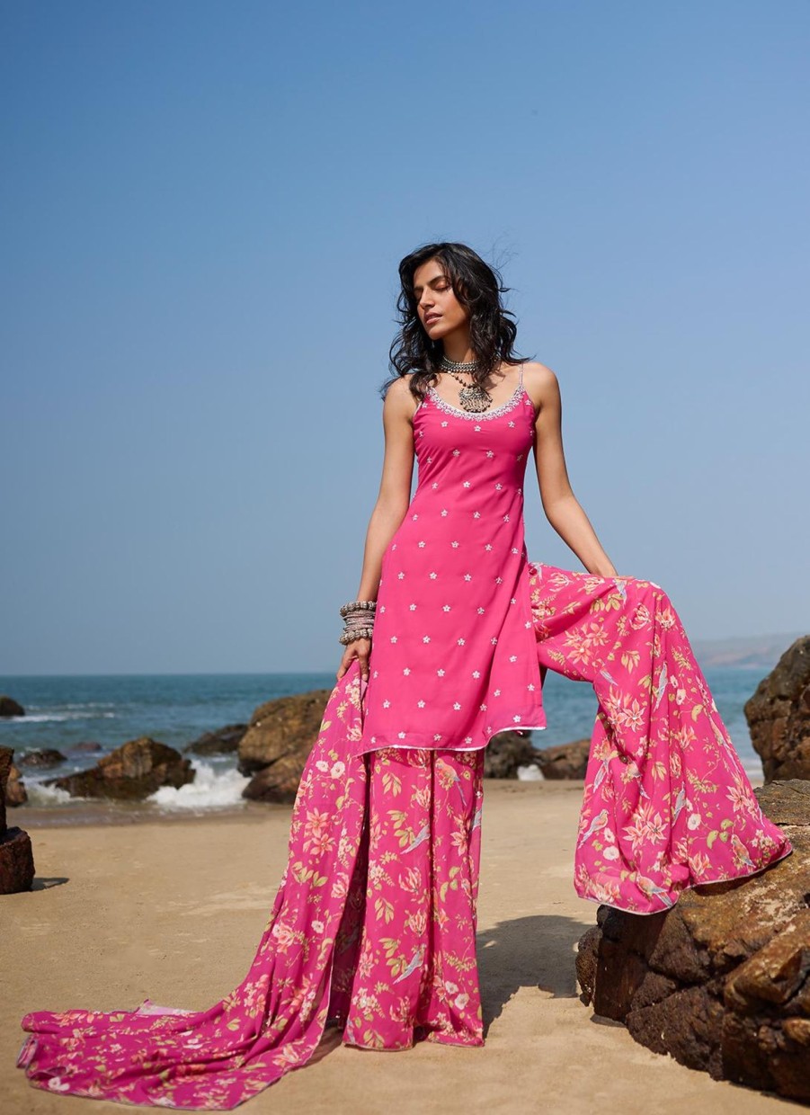 Women Lashkaraa | Pink Floral Printed Sharara Suit