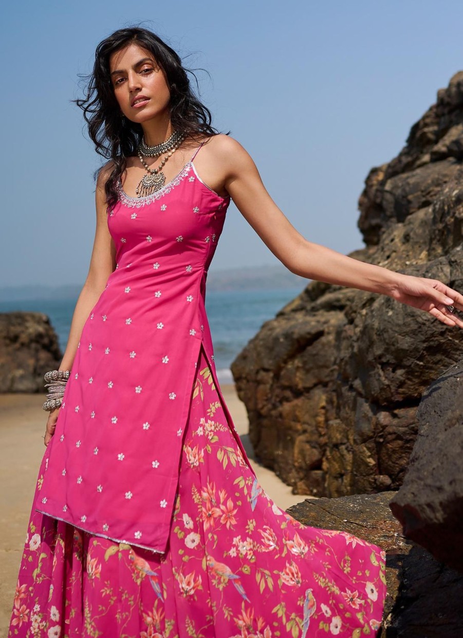 Women Lashkaraa | Pink Floral Printed Sharara Suit